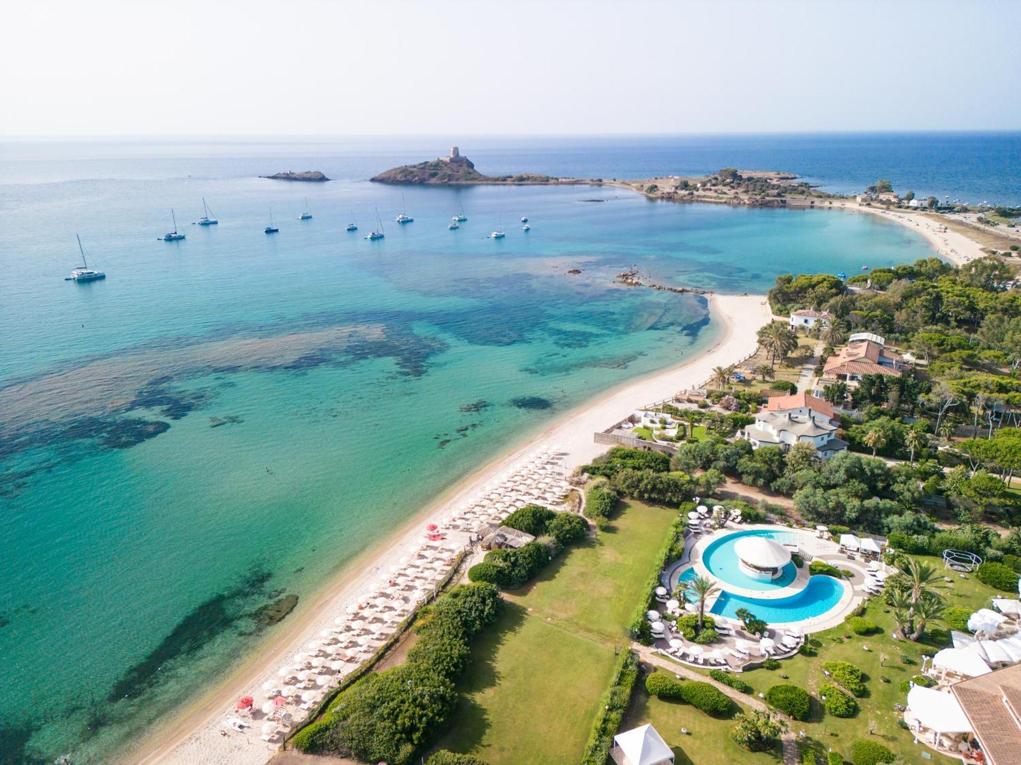 Hotel Baia Di Nora Pula Esterno foto